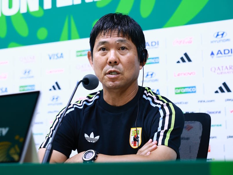 森保監督　帰る時は来た時より美しく